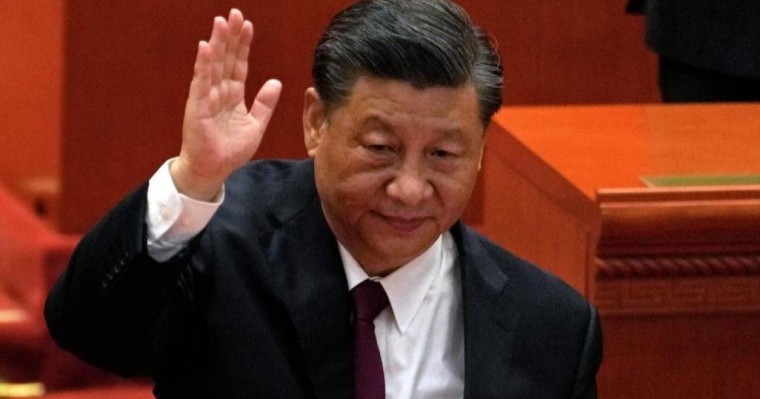 Си Цзиньпин ел төрағасы лауазымына үшінші рет сайланды
