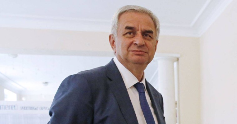 Оппозиция қарсылығынан кейін Абхазия президенті қызметінен кетті