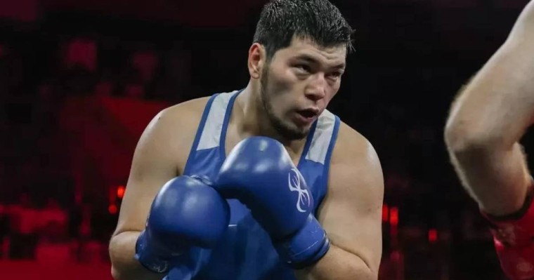 Айбек Оралбай атақты Ла Крусты жеңіп, әлем чемпионатының финалына жолдама алды (видео)