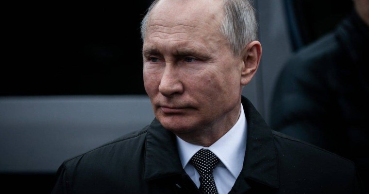 Путин маскасын шешті