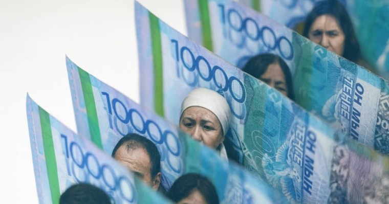 Бір миллионнан астам қазақстандық ең төменгі жалақымен күнелтіп отыр