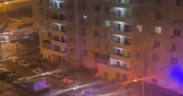 Атырауда оқушы 16-қабаттан секіріп, көз жұмды