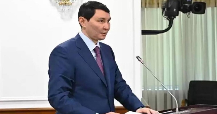 ҚР Қаржы министрі "люкс" мүлікті тәркілеуді мемлекеттік органдарға беру ережелерін қайта қарауға уәде берді