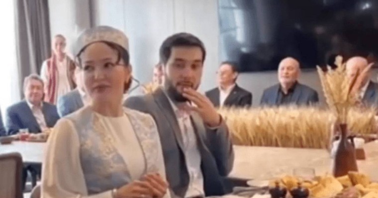 "Күйеу балама аманат": Желіде Кәмшат Жолдыбаеваның "сырға салу" рәсімінен видео тарады (видео)