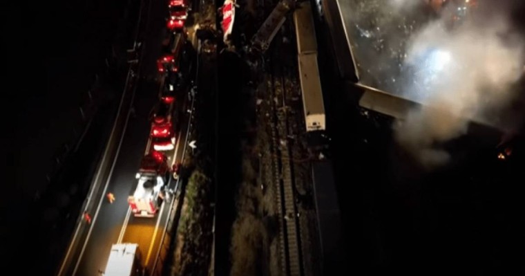 Грекияда екі пойыз соқтығысты: қаза тапқандар саны 30-дан асты