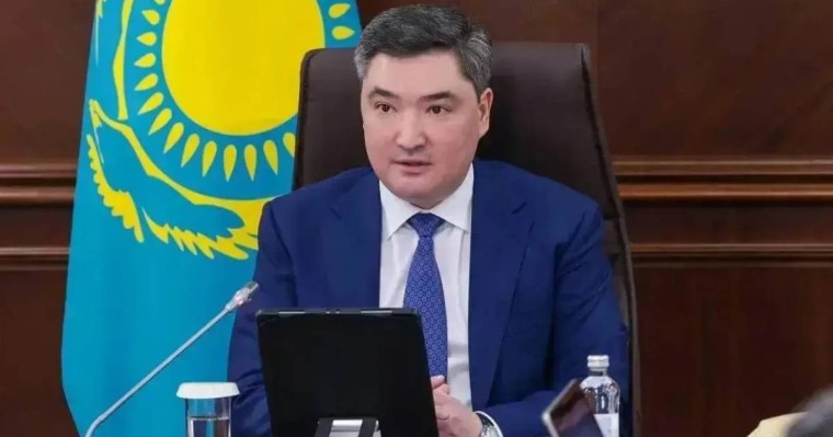 Биыл 1 желтоқсанға дейін барлық күмәнді және тиімсіз жәрдемақыларды алып тастау керек - Бектенов