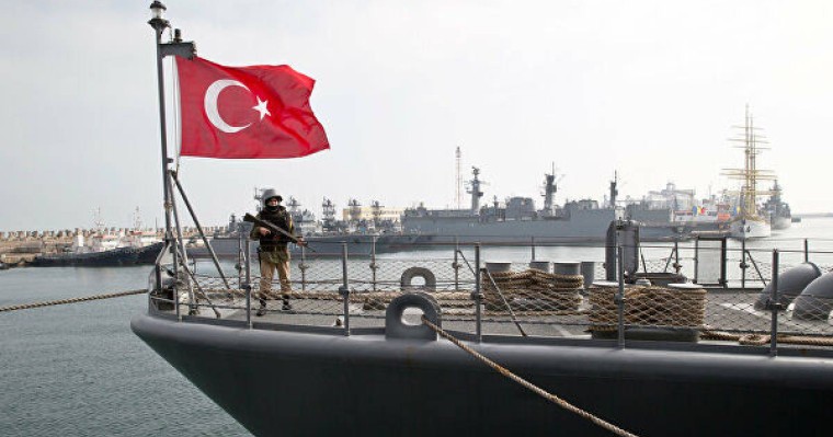 Түркияда төңкеріс жасамақ болды деген күдікпен 10 адмирал ұсталды