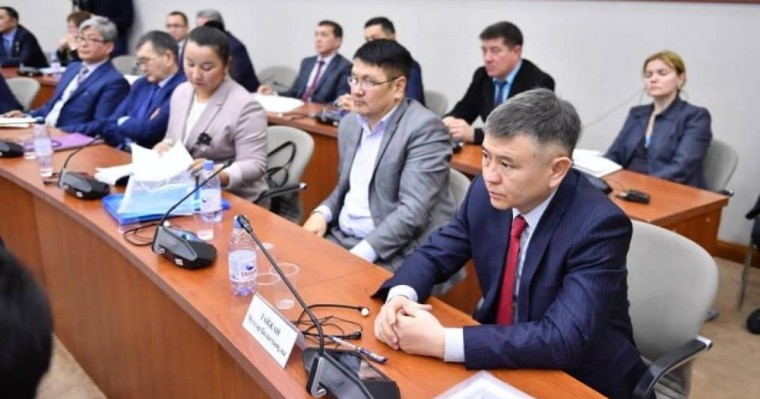 Рысбек Сәрсенбайұлы Айгүл Орынбектің үндеуіне қолдау білдірді