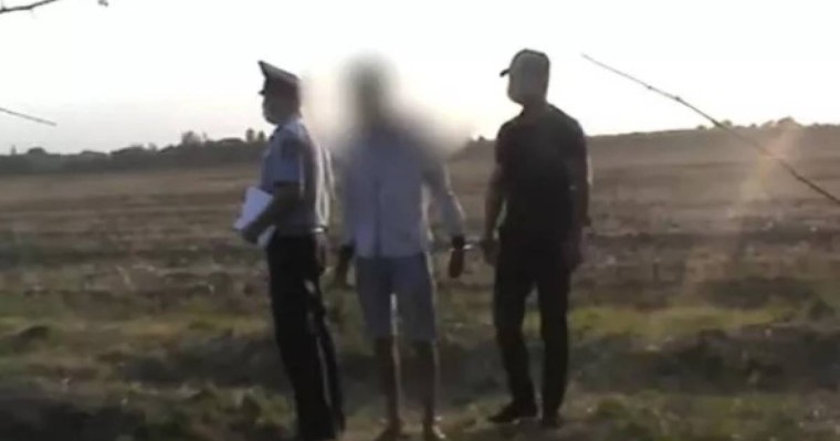 Қызды буындырып өлтіріп, өртеп жіберген: Қылмыскерге үкім шықты (видео)