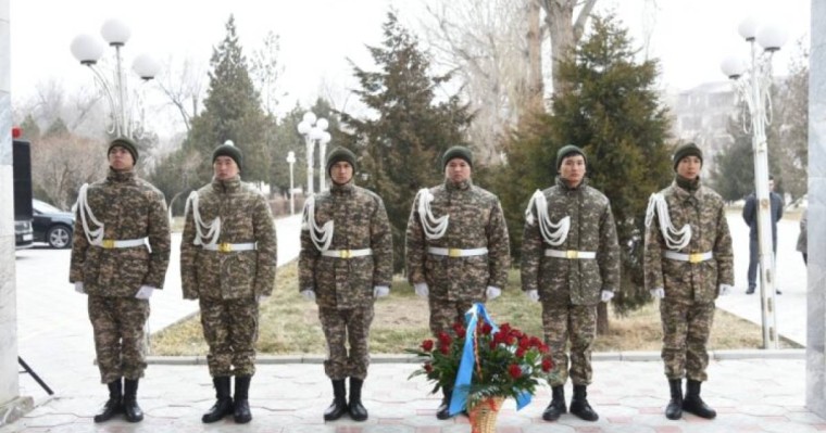 Мемориалдық тақта – есте тұрар ескерткіш