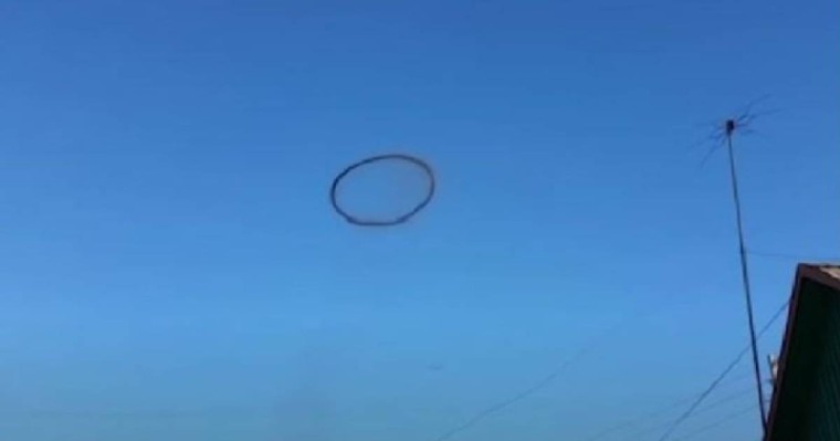 Аспандағы «портал»: Қазнетте видео тарап жатыр