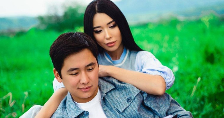 "Жаңа қарым-қатынасқа ашықпын": Заңғар Нұртас ажырасқаннан кейінгі жай-күйін айтты