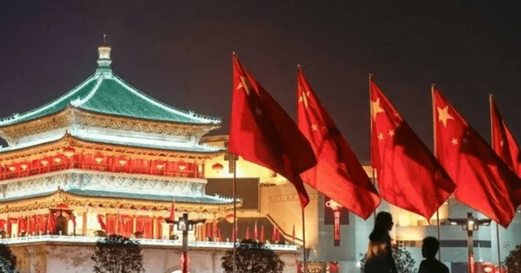 Бүгіннен бастап Қытай әлемдегі "халық саны ең көп ел" статусын жоғалтты