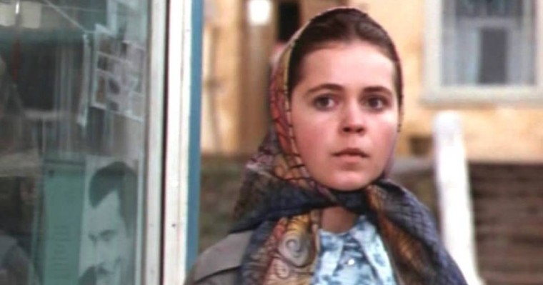 Екі апта жатып қалған, иістенген: Танымал орыс актрисасы қайтыс болды