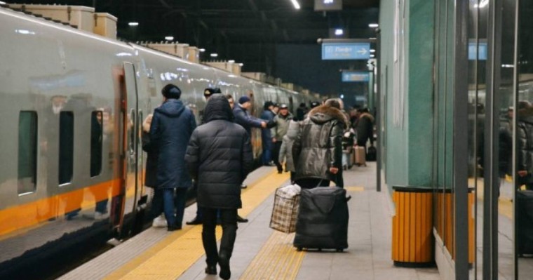 Сенатор Шайдаров ұлттық қауіпсіздікке қатер төніп тұрғанын мәлімдеді