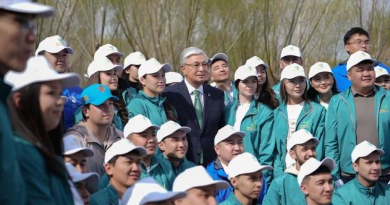 Қазақстандықтар Президентке сенім білдіре ме: сауалнама қорытындысы шықты