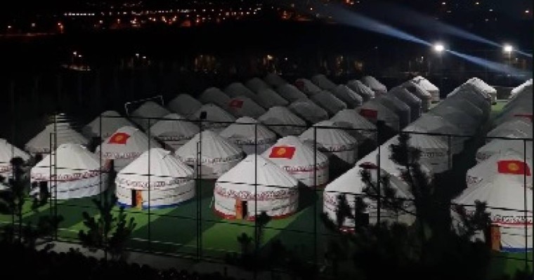 Қырғыз елі Түркияға киіз үй жеткізді