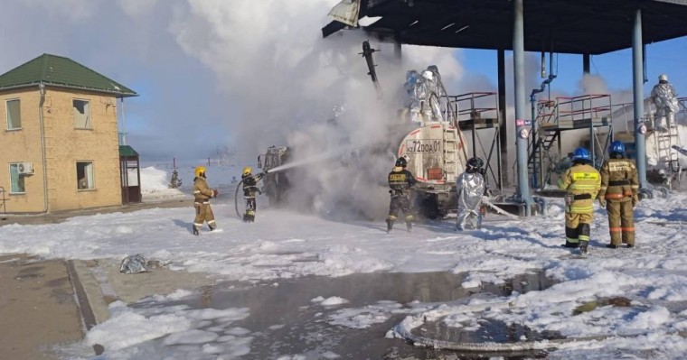 Көкшетауда жанармай құю бекетінде жарылыс болды (видео)