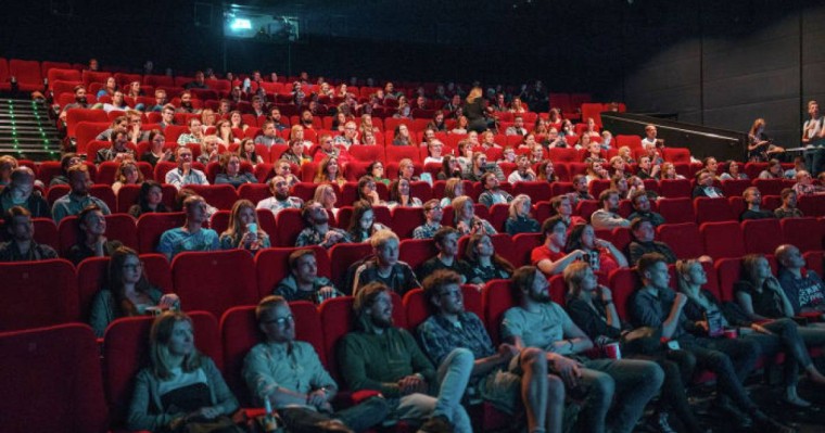 Қазақстанда кинотеатрлар қашан ашылады 