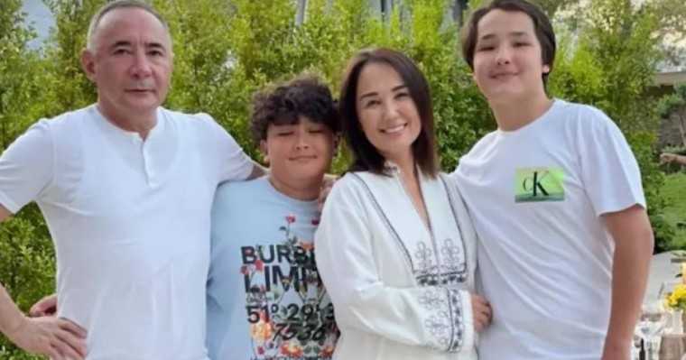 "Есікке қарап елеңдеймін": Ләйлә Сұлтанқызы жұбайының жүзкүндігіне орай естелік жазба жариялады (видео)