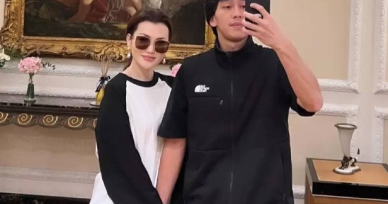 "Сезім осы сәттен бастау алған еді": Ерке Есмахан Раиммен алғаш танысқан сәтті көрсетті (фото, видео)