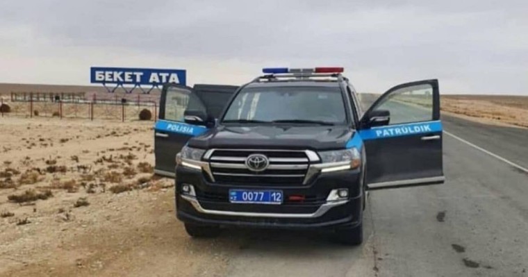 Бұл Дубай емес Қазақстан: Интернетте полицияның жол талғамайтын Toyota Land Cruiser 200 көлігінің фотосуреті пайда болды