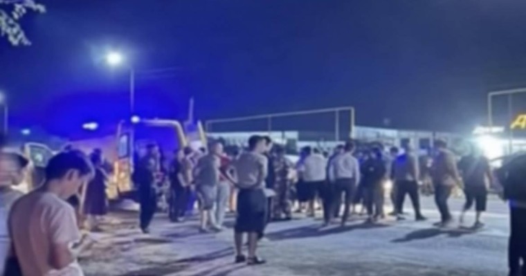 Алматы облысында балмұздақ алуға шыққан бір үйдің екі қызын көлік қағып мерт қылды