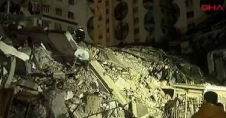 Түркияда 7,7 баллдық ең күшті жер сілкінісі болып, қалалар қирады