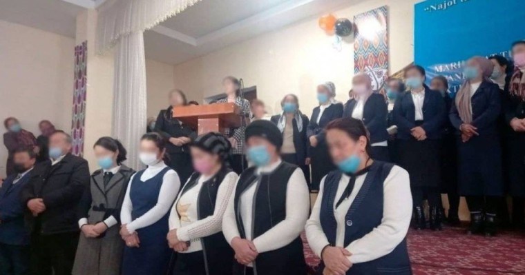 Мұғалімдердің ата-аналардан бас иіп, кешірім сұрауына не себеп?