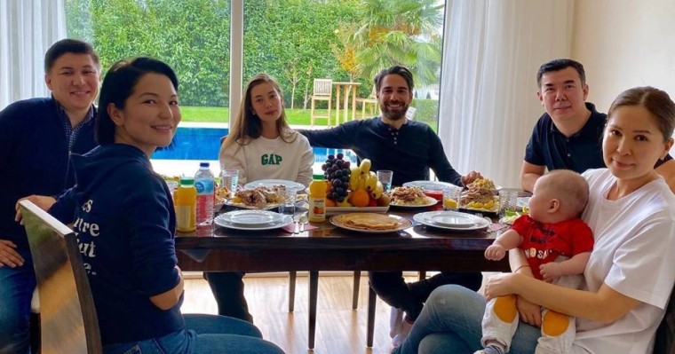 Әйгілі Неслихан Атагүл Қоянбаевтың шаңырағында қонақ болып қайтты (фото)