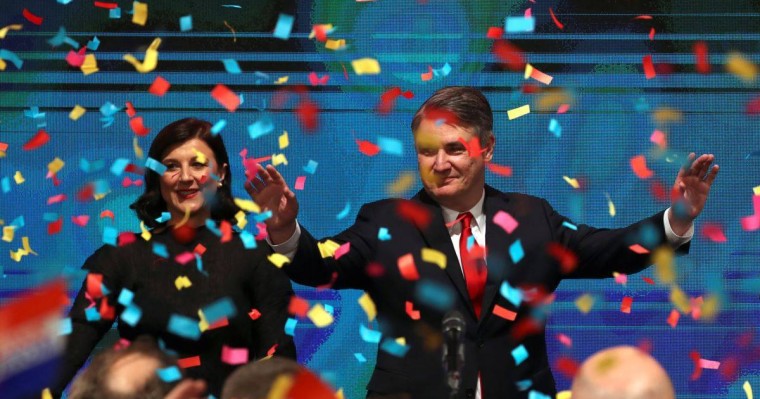 Хорватия президенті сайлауында оппозиция өкілі Зоран Миланович озды