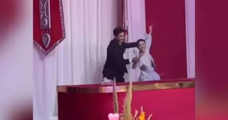 «Камерадан тыс»: Димаштың күйеу баласы мен қарындасының биі жұртты сүйсінтті «ВИДЕО)