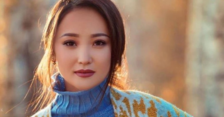 Мөлдір Әуелбекова қымбат көлігін бұрынғы күйеуі тартып алғанын айтты