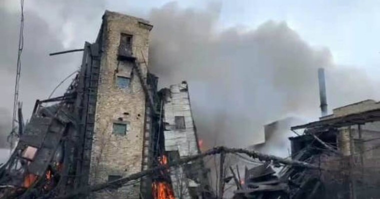 Қарағандыда алапат өрт: «АрселорМиттал Теміртау» шахтасы жанып жатыр (видео)