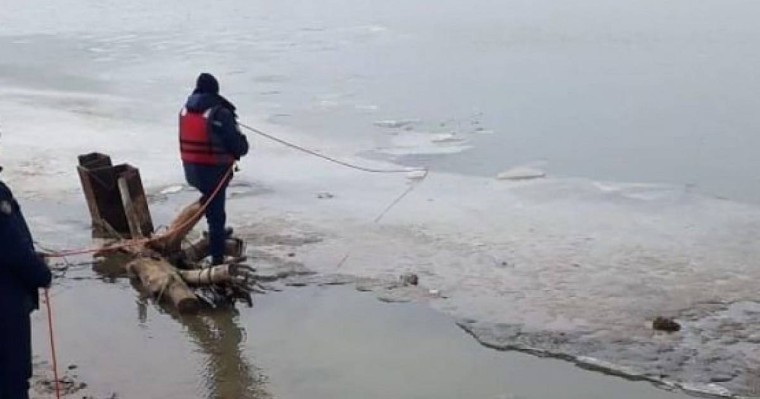 Балық аулайтын торға оралып қалған: Атырауда жоғалған тұрғынының мәйіті табылды