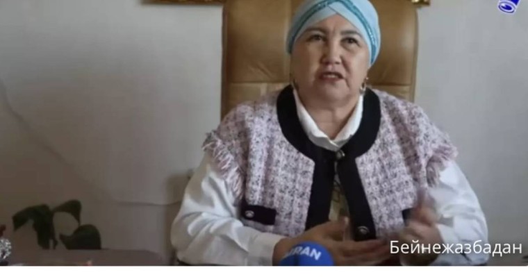 "Қатты ішіп, төбелестік": қазақстандық көріпкел шенеунік клиенттерінің құпиясын айтты