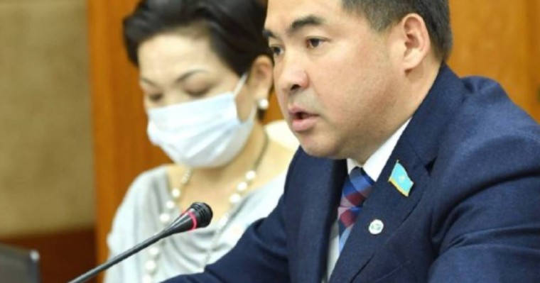 Қаңтар қасіретінде жеке ұшақтарымен қашып бара жатып, қыруар қаржыны шетелдерге аударғандар кімдер? - “Ақ жол”