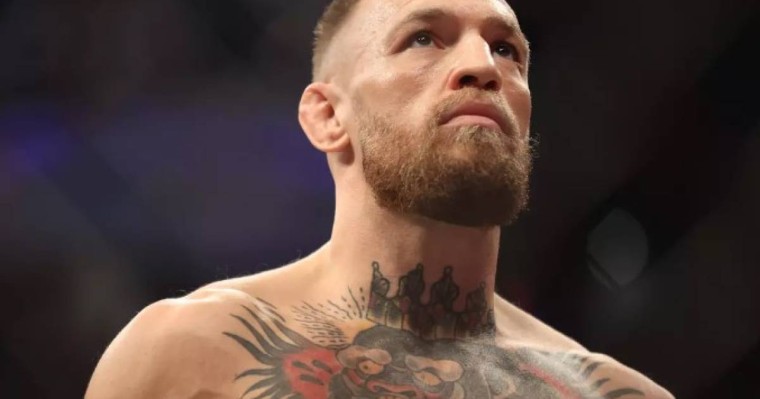 "Менің уақытым әлі келген жоқ": Әйгілі Конор МакГрегорды көлік қағып кетті