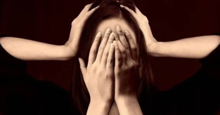 Жын кірген: Алматыда әйел 12 жасар ұлын, содан кейін өзін өлтірді   