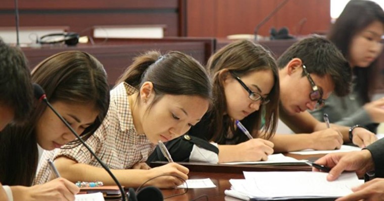 ЖОО оқытушыларының жалақысы өседі