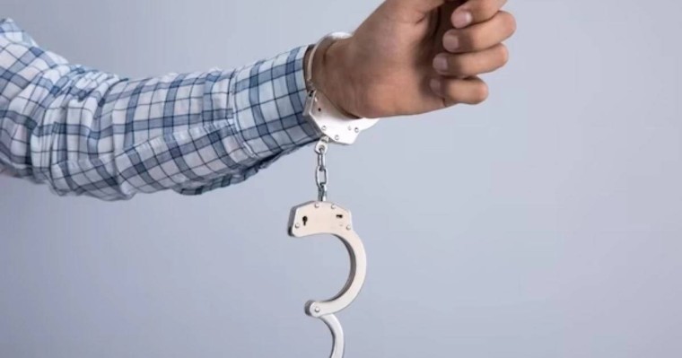 Шымкентте өз ұлын өлтірген ер адам жазадан құтылып кетті