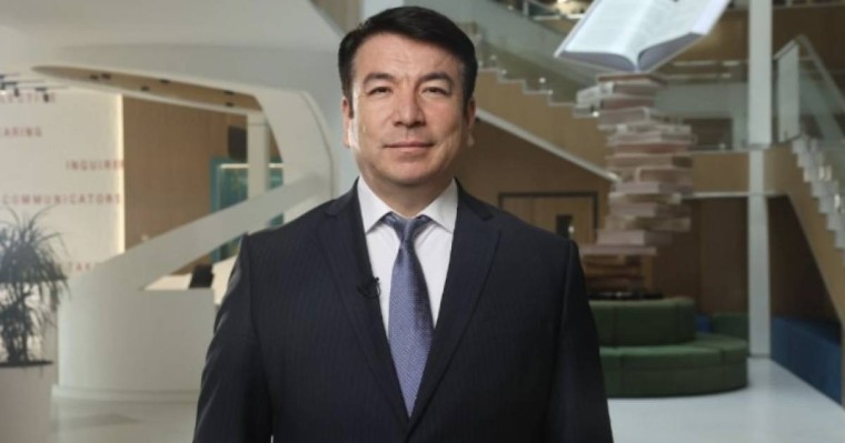 Ғани Бейсембаев оқу жылының аяқталуымен құттықтады