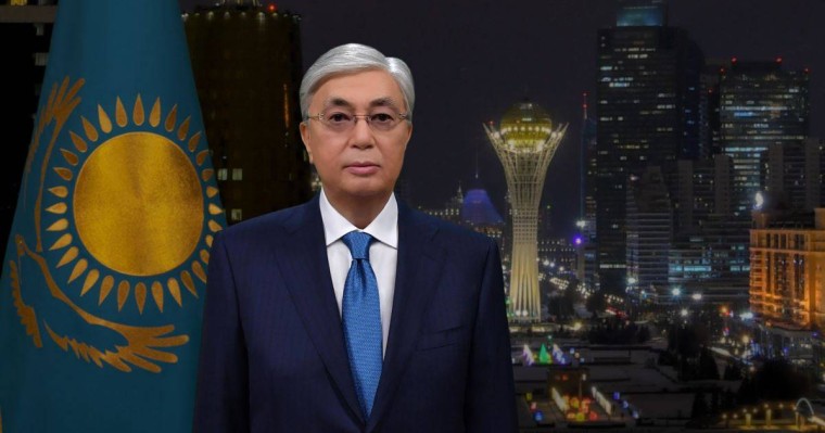 Тоқаев Қазақстан халқын Жаңа жыл мейрамымен құттықтады