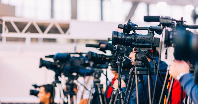 Мемлекет басшысы журналистерге қарсы бағытталған қылмыстарды мұқият тергеуді тапсырды