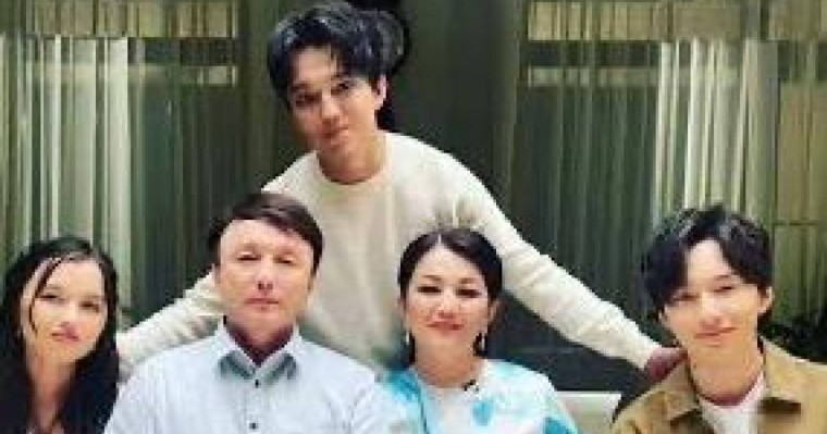 Димаш Құдайбергеннің отбасында ерекше стильдегі құдалық өтті   