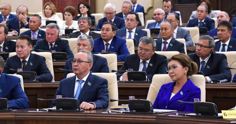 «Парламент таратылып, қайта сайлау өтеді» деген сыбыс тарады