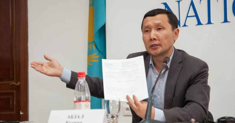 Абзал Құспан: Біз 11 адамды босатып алдық