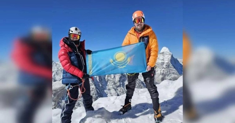 Қазақ қызы тарихта тұңғыш рет Эвересті бағындырды