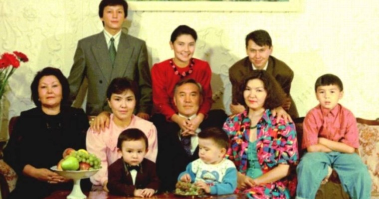 Әділет министрі Назарбаевтың шоты, отбасына қылмыстық іс қозғау туралы сұрақтарға жауап берді