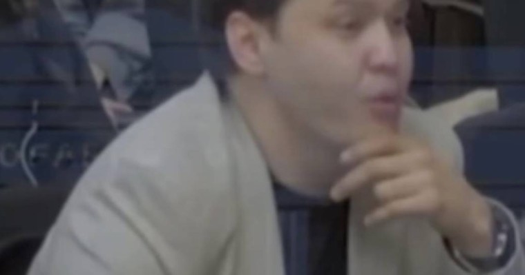 "Мынау енді шектен шыққан әдепсіздік": Нүкенованың ағасы соттағы қылығы үшін сынға қалды